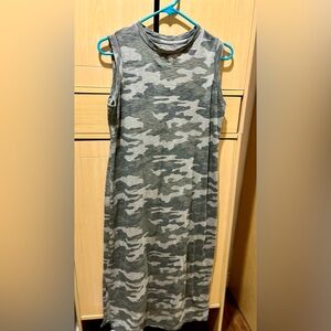 Universal threads Camo dress. Size XS, Runs big. Never worn. Washed once